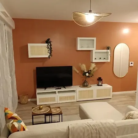 Le Portet Avec Parking Prive アンジェ