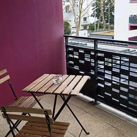 Le Portet Avec Parking Prive Апартаменты Анже