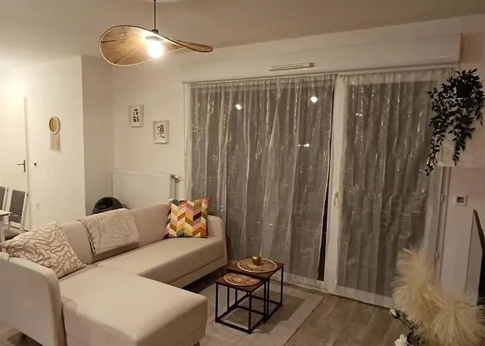 Apartmán Le Portet Avec Parking Prive Angers